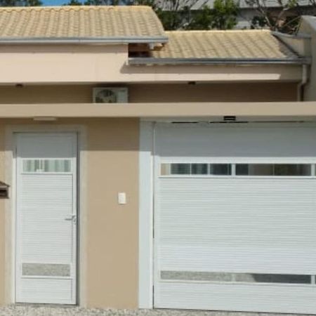 Casa De Praia Bombinhas Exteriör bild