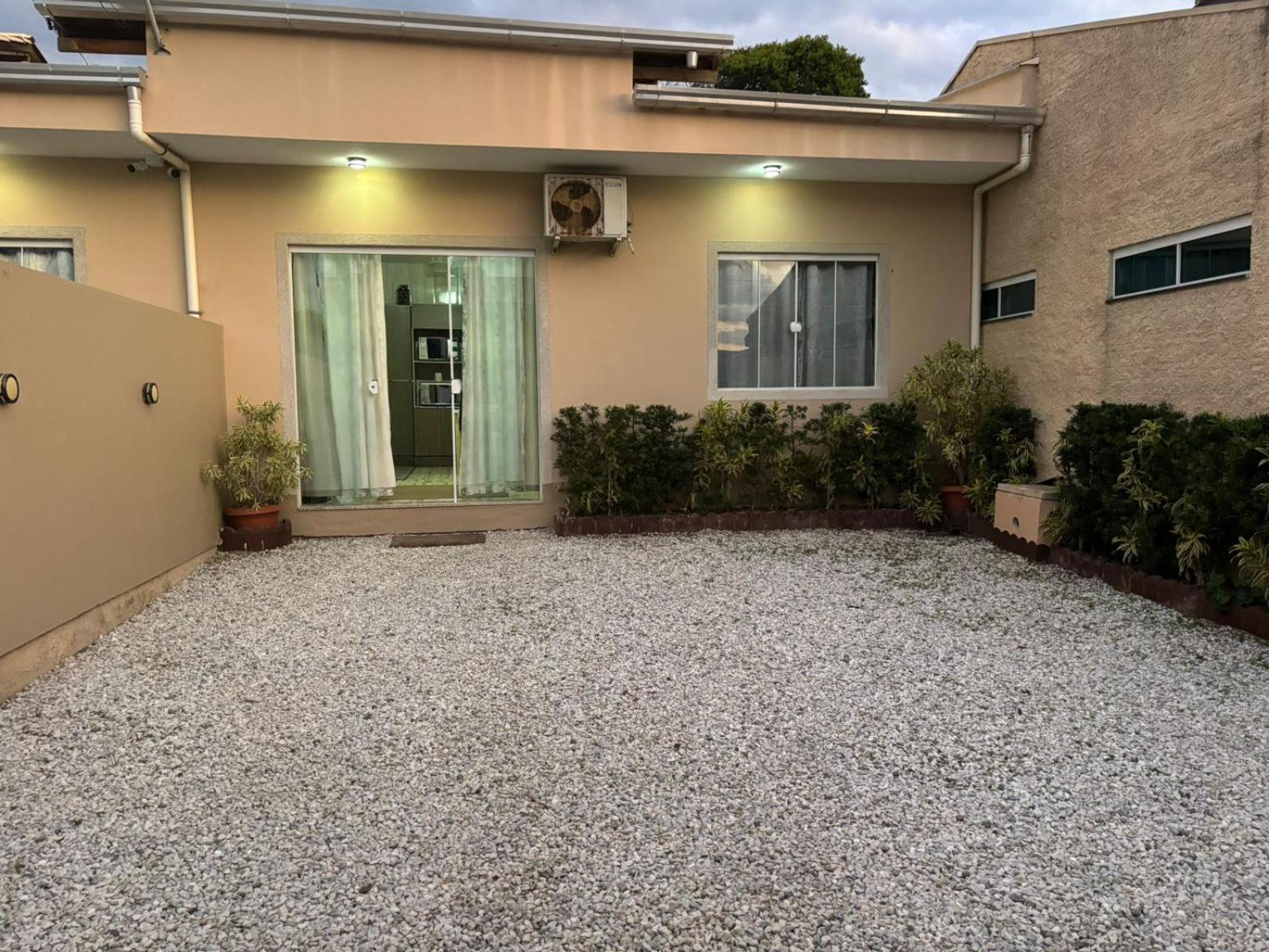 Casa De Praia Bombinhas Exteriör bild